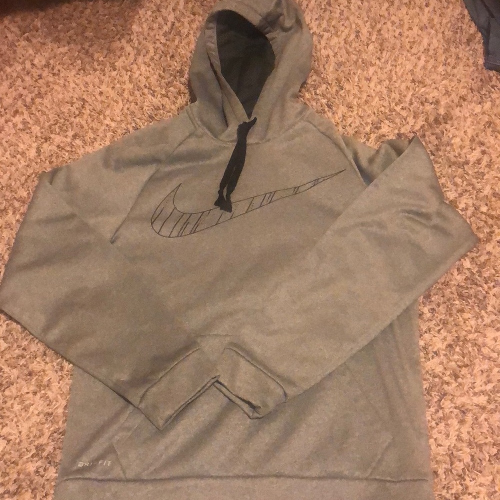 Nike Men’s sweatshirt